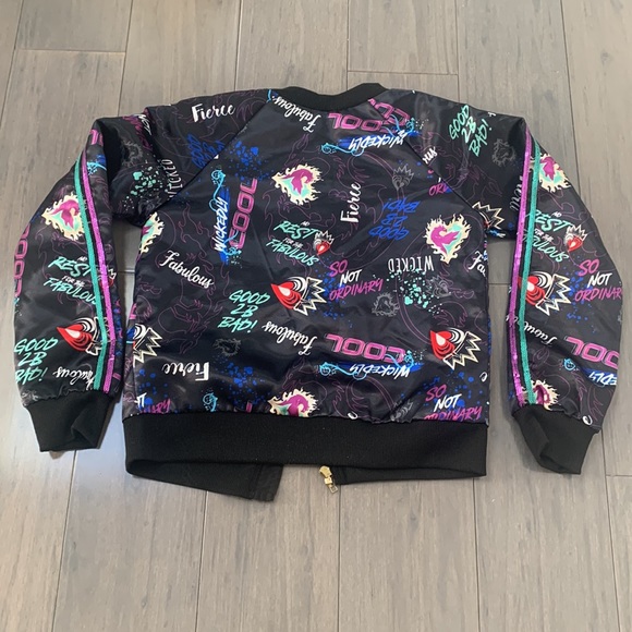 Like New Disney Descendants 3 Bomber Zipper Jacket Size Small 7 / 8 - Picture 3 of 3
